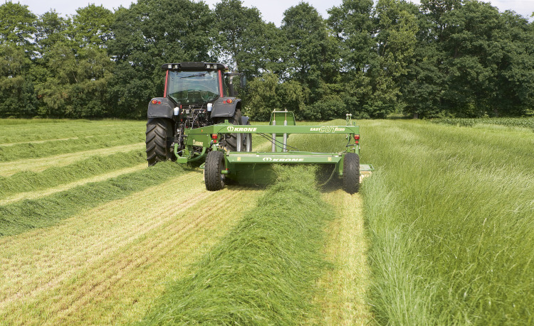 EasyCut-Trailed-Krone-Mowers-Australia