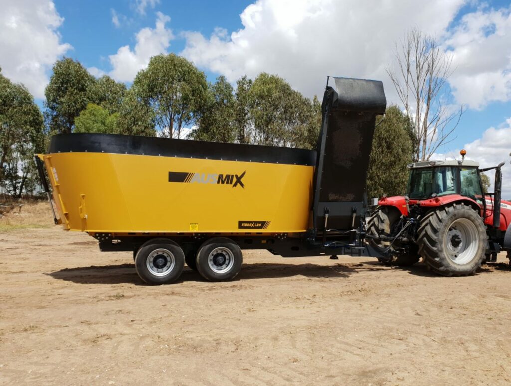 Ausmix Triple screw feed mixer