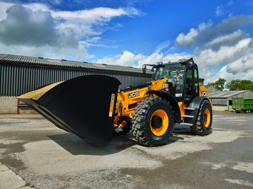 JCB TM420S TELEMASTER for sale at Nicholls Machinery