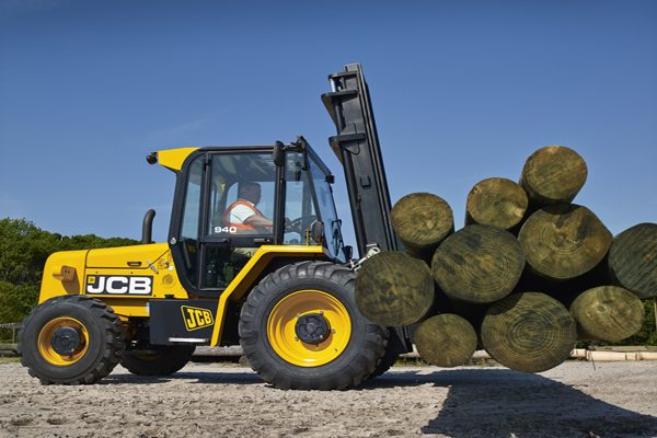 JCB 945 ROUGH TERRAIN FORKLIFT-2